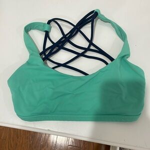Lululemon free to be wild bra!